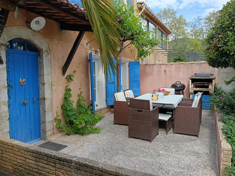 Aux 2 Cedres Holiday home